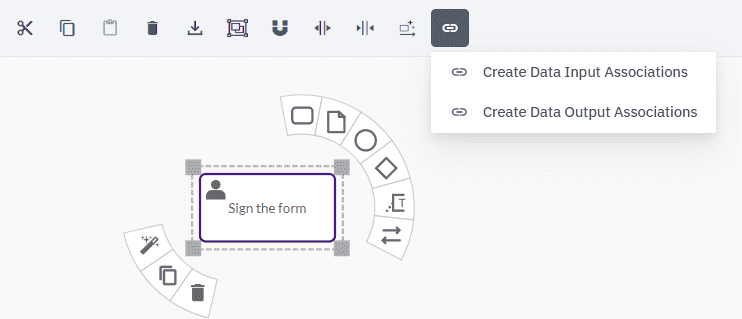 Data flow tool selected in the toolbar and options for creating associations.